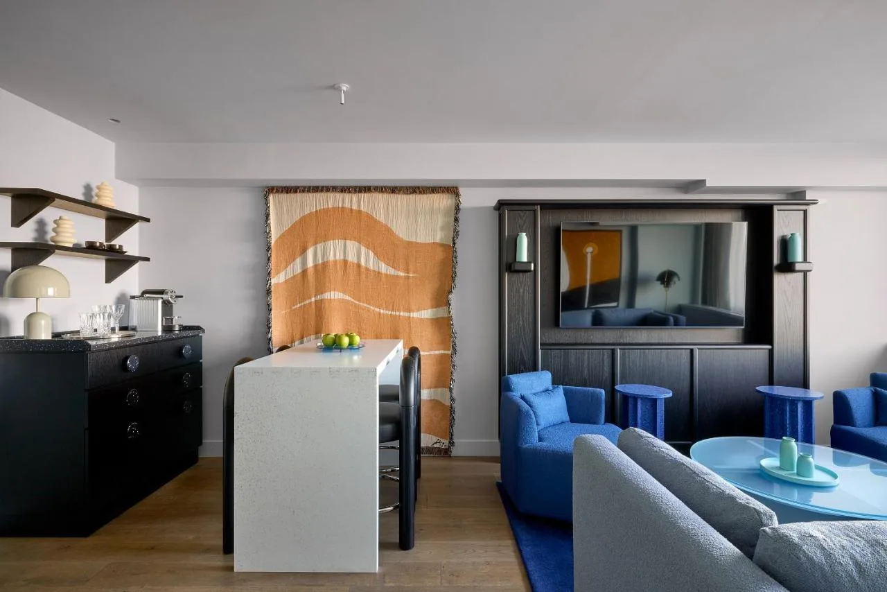 One Bedroom Suite