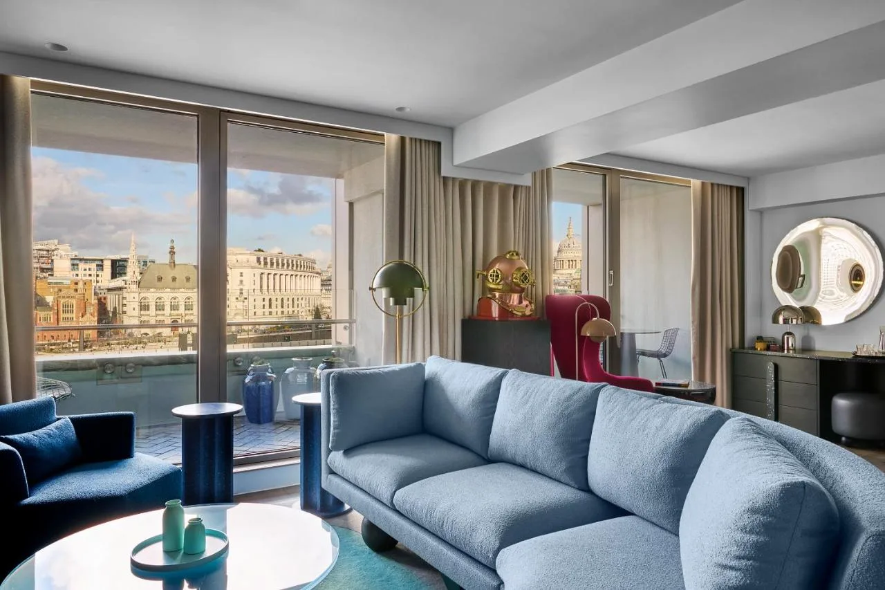 Riverview Balcony Suite